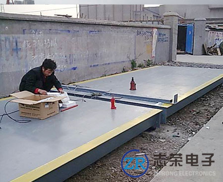 3月22日甘肅鑫九通建造工程采購(gòu)1臺(tái)建筑工地用60噸汽車衡(尺寸為3x9米)